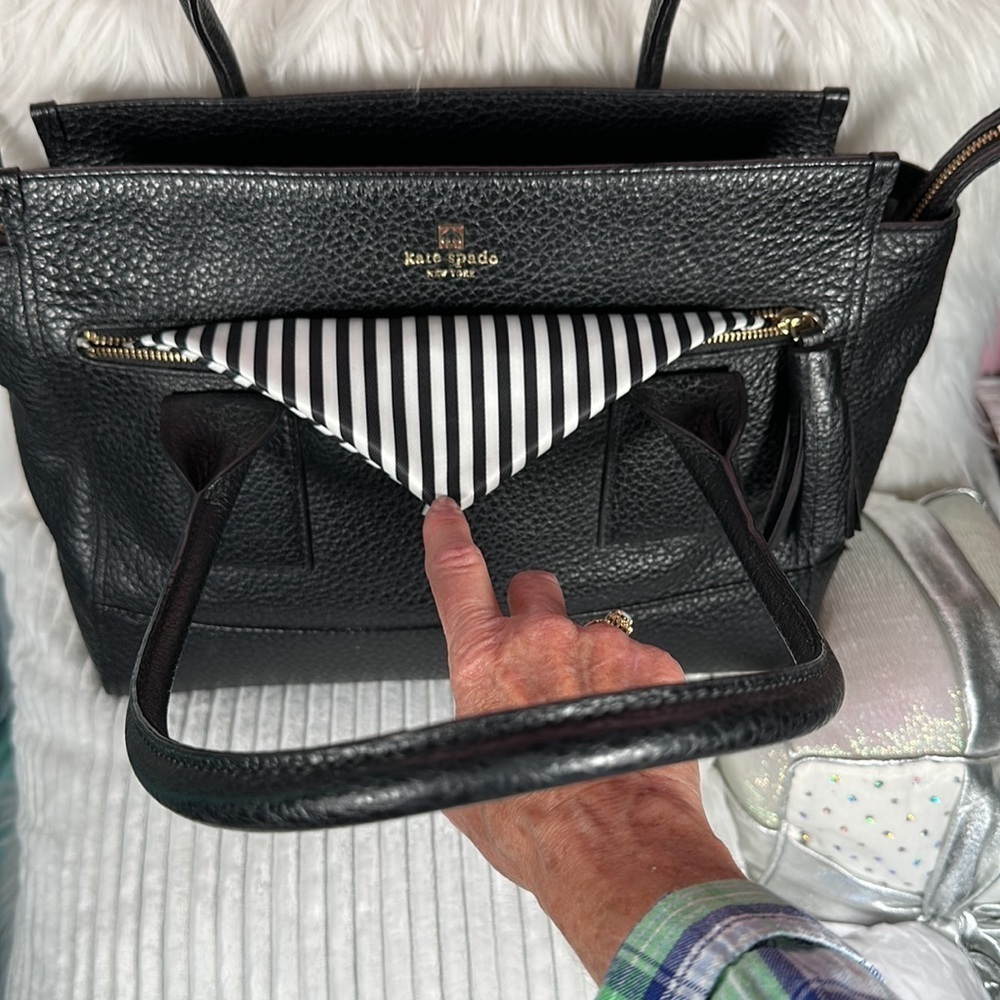 KATE SPADE NEW YORK designer iconic large pebbled leather bag gorgeous like new